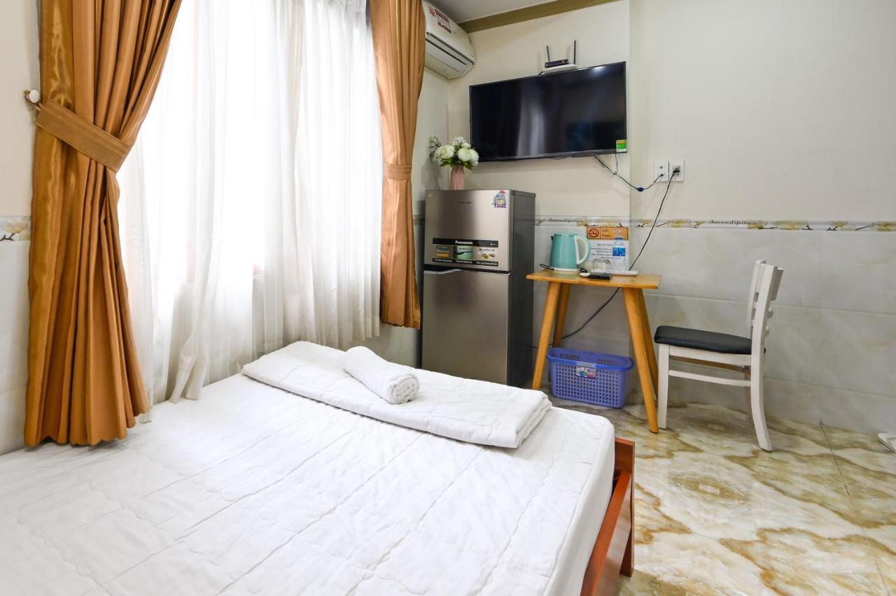 Апартаменти Huyen House Хошимін Екстер'єр фото