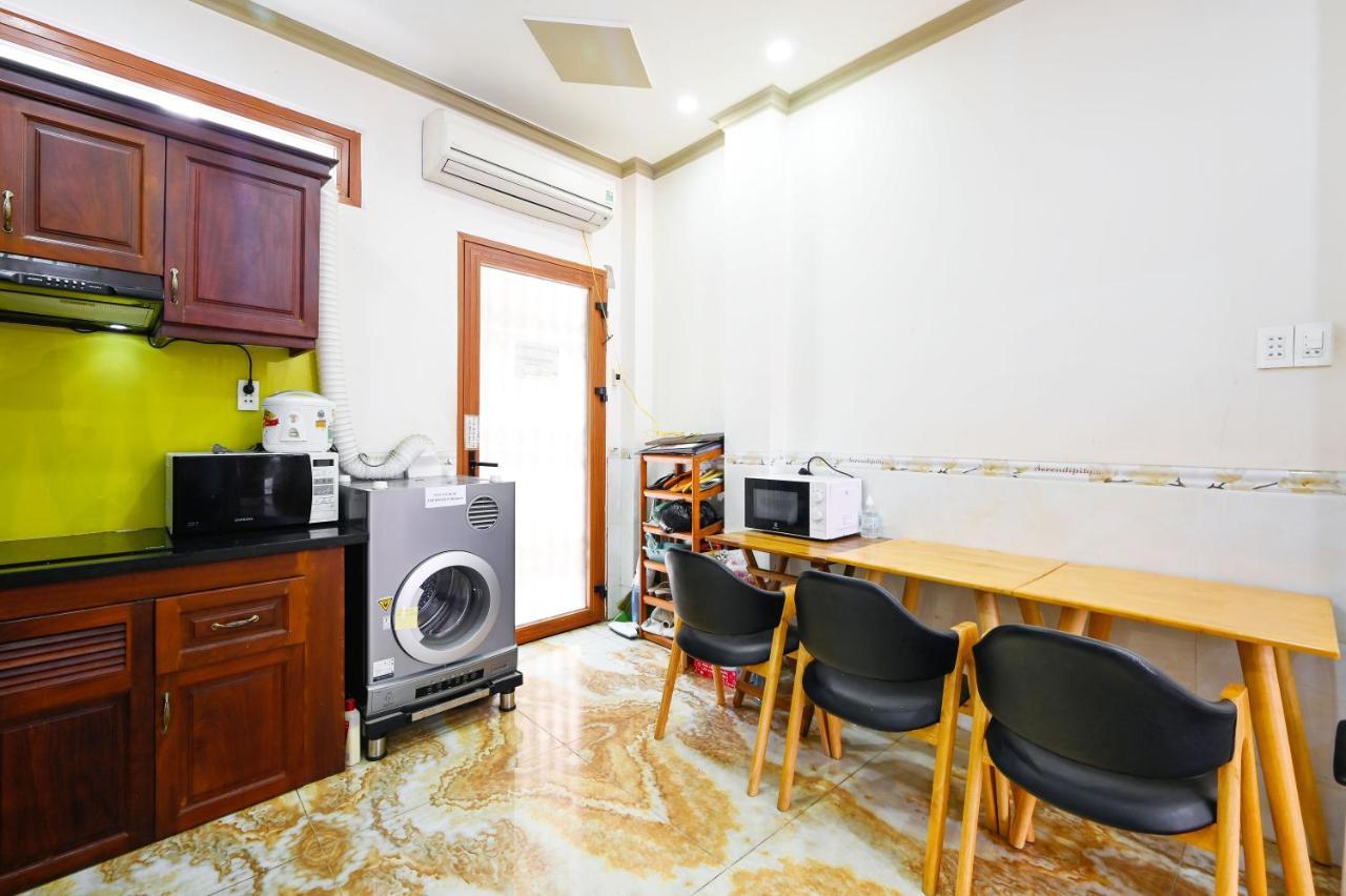 Апартаменти Huyen House Хошимін Екстер'єр фото