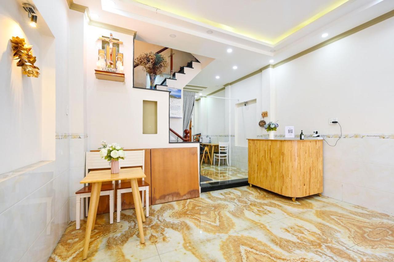 Апартаменти Huyen House Хошимін Екстер'єр фото