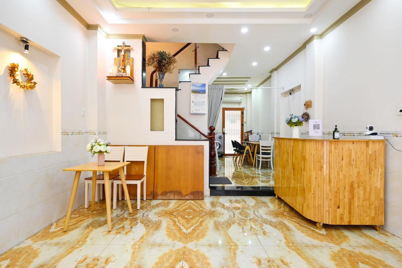 Апартаменти Huyen House Хошимін Екстер'єр фото